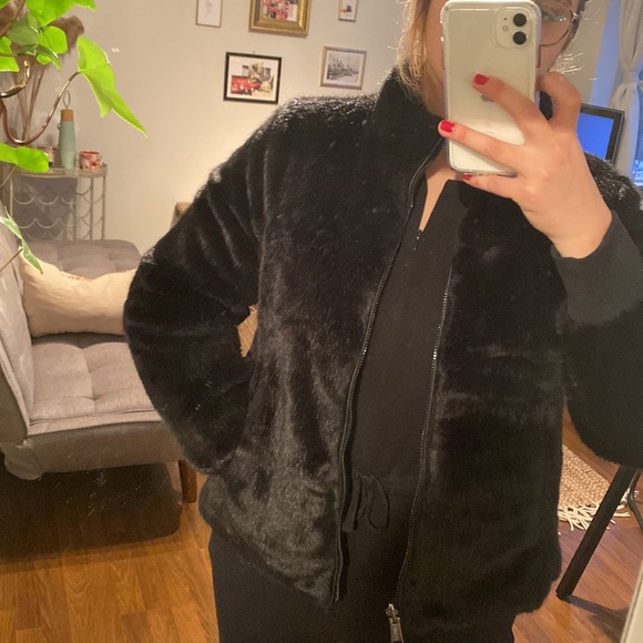 Guess Felicia reversible faux-fur Puffer coat - Picture 5 of 11